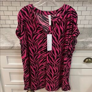 Dear Scarlett Tunic Womens 2XL Pink Black Zebra Stripe Blouse Bohemian Shirt NWT